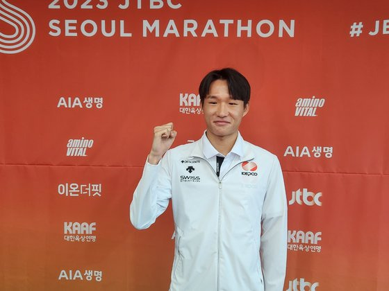 JTBC 마라톤 국내 남자부 2연패에 도전하는 한국전력 김건오. 김효경 기자