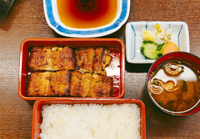 요시즈카 우나기야