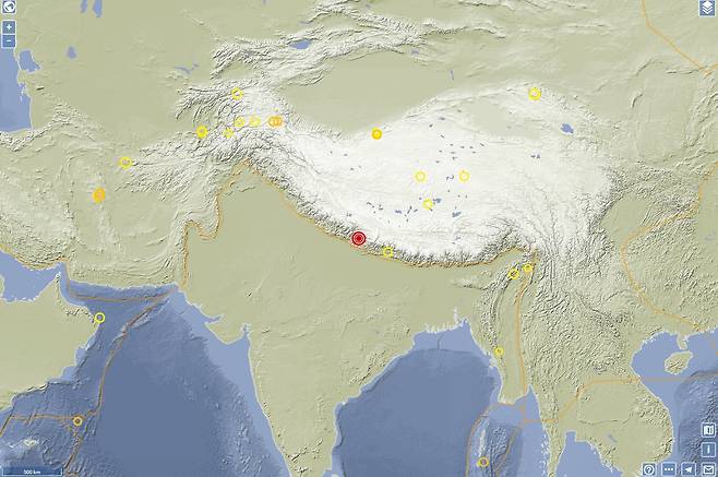 네팔 지진( 독일 지구과학연구센터 웹사이트 갈무리)