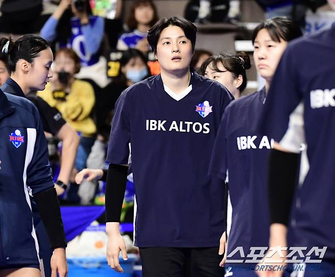 기다리겠다는 팬들의 마음을 잘 알기에...