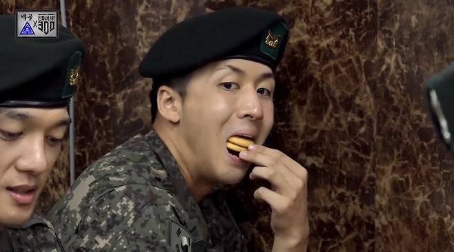 '가짜 뇌전증'으로 병역을 면탈해 지난 8월 집행유예를 선고받은 가수 라비가 과거 '진짜 사나이 300'에 출연한 모습[MBC '진짜 사나이 300' 영상 갈무리]