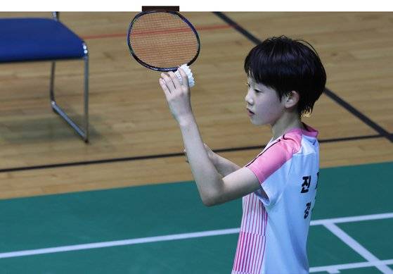 올해 전국종별배드민턴선수권대회에서 한예슬 선수는 여자 초등부 단식 1위에 올랐다.