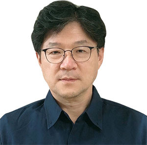 신상준 한국은행 이코노미스트연세대 법학 학·석사, 서울시립대 법학 박사, ‘중앙은행과 화폐의 헌법적 문제’ ‘돈의 불장난’ ‘국회란 무엇인가’ 저자