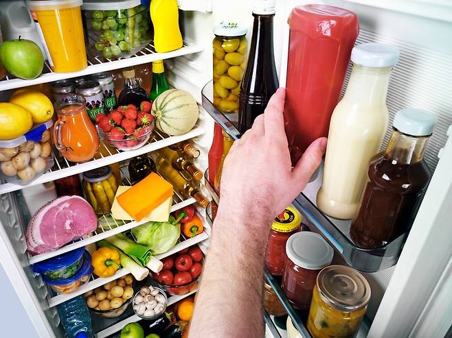 마요네즈는 냉장보관하면 잘 썩으므로 서늘한 실온에 보관하는 게 좋다./사진=클립아트코리아