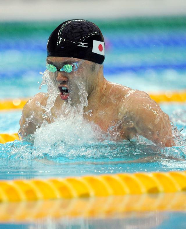 '일본 수영의 전설' 기타지마 고스케가 2008년 베이징 올림픽 남자 100미터 평영 결승에서 역영하는 모습. 베이징=올림픽사진공동취재단