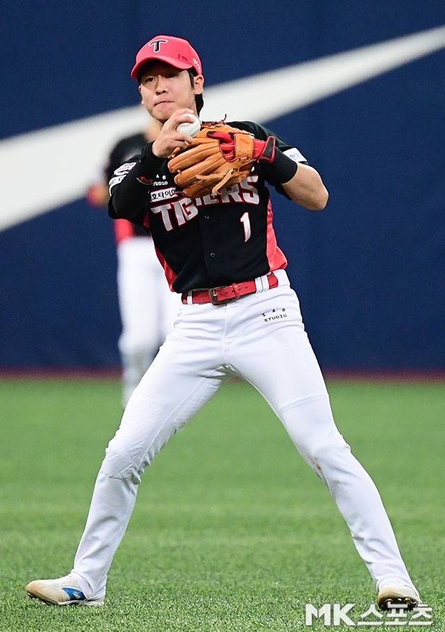 KIA 내야수 박찬호가 데뷔 첫 골든글러브에 도전한다. 사진=김영구 기자