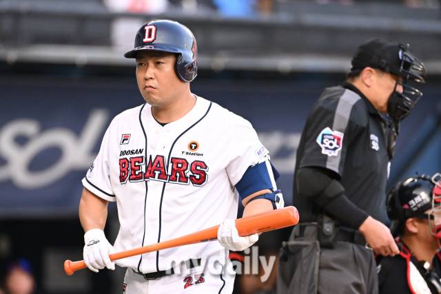 2023년 8월 5일 서울 잠실야구장에서 진행된 '2023 프로야구' KT-두산의 경기. 양의지/마이데일리