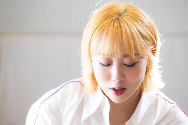 그는 이제 막 재활치료를 시작한 터였다. 인터뷰를 한 날도 부상을 당한 왼쪽 다리 때문에 걸음걸이가 온전치 않았다. 이한호 기자