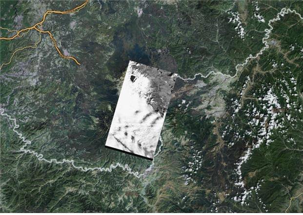 백두산 일대 지도에 위성사진을 겹쳐놓은 모습 [카이로스페이스 제공. 재판매 및 DB 금지]