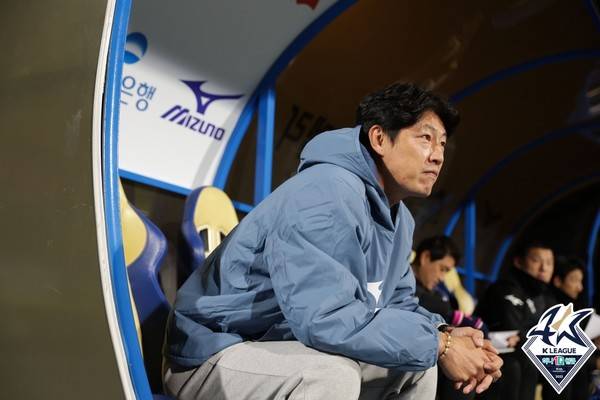 박동혁 충남아산FC 감독. 한국프로축구연맹 제공