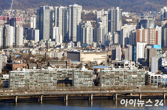 서울 도심 아파트 단지 전경. [사진=정소희 기자]