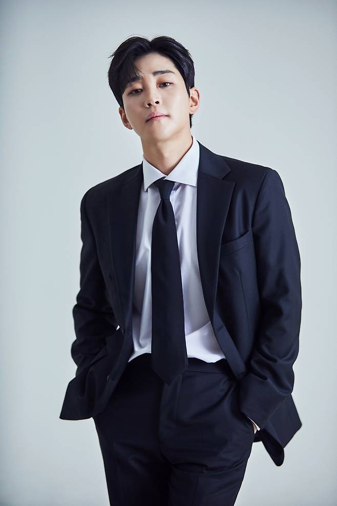 딘딘