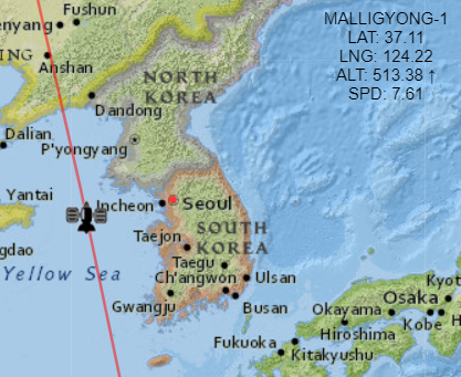 실시간 위성 추적 웹사이트 엔투요에 따르면 만리경 1호(빨간색 선 위 검은색 아이콘)는 24일 오전 10시20분쯤 한반도 인근 상공을 지났다. 엔투요 캡처