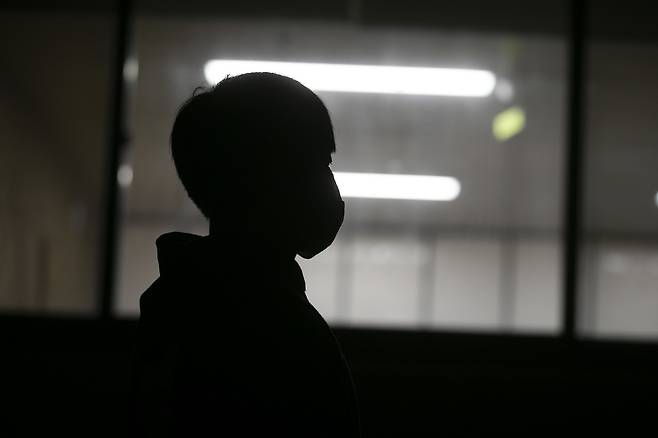 8개월간 마약에 중독됐던 박정민씨(가명)는 이제 온라인 대학 수업을 수강하며 미래를 준비하고 있다. ⓒ시사IN 이명익