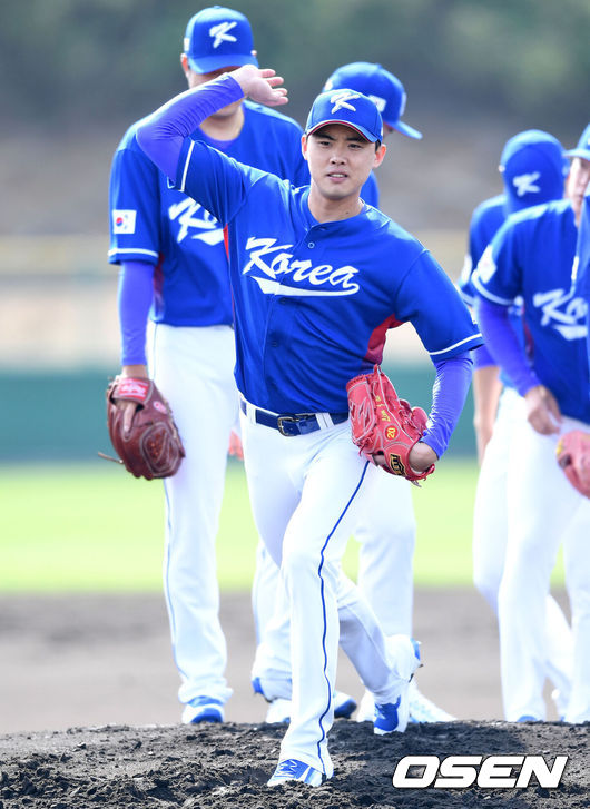 2017년 WBC 대표팀 시절 캠프에 참가한 임정우. /OSEN DB