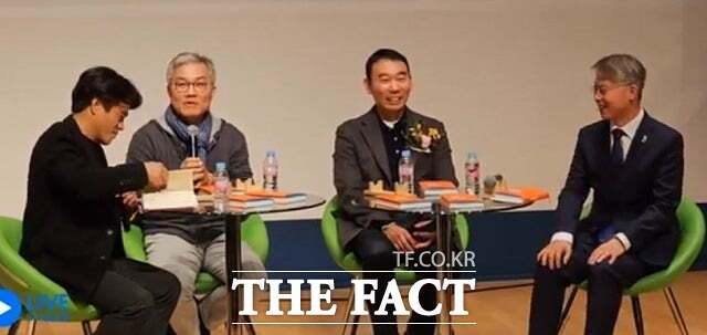 19일 오후 민형배 민주당 의원의 출판기념회에서 최강욱 전 더불어민주당 의원의 '암컷' 발언으로 파문이 일었다./유튜브 '나두잼TV' 캡처