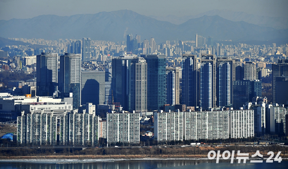 서울 도심 아파트 단지 전경. [사진=정소희 기자]