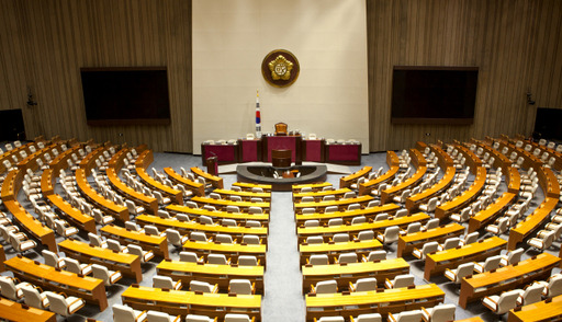 인천경제정의실천연합이 제22대 총선 경실련 유권자운동본부 활동의 일환으로 전체 국회의원 316명을 대상으로 한 자질검증에서 인천지역 의원 13명 중 7명이 최소 1개 이상의 지표에서 부적절 평가를 받은 것으로 나타났다. 이미지투데이