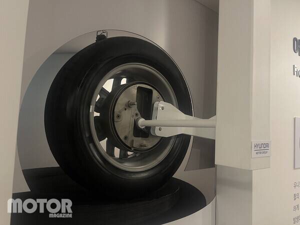 현대차 유니버설 휠 드라이브 시스템 사진 모터매거진 윤성 기자