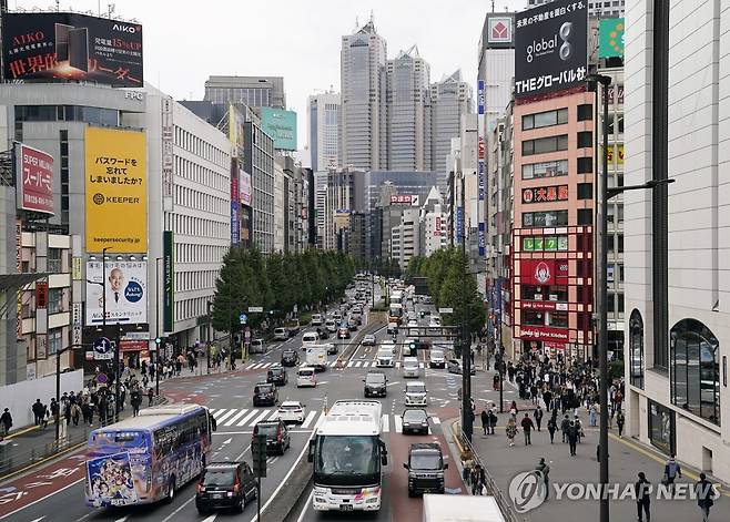 일본 도쿄 신주쿠 거리 [EPA 연합뉴스 자료사진. 재판매 및 DB 금지]