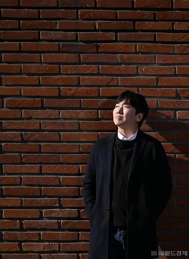 배우 이창훈이 13일 서울 용산구 헤럴드스퀘어에서 헤럴드경제와 인터뷰를 하고 있다. 임세준 기자