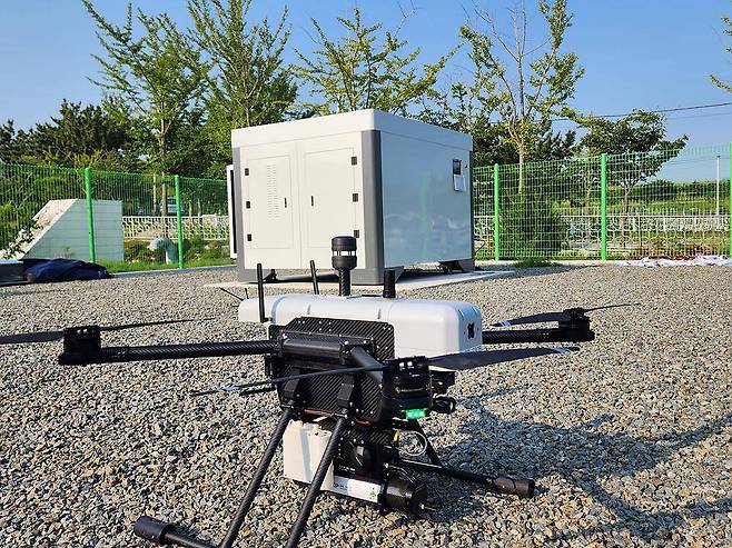 볼로랜드의 주력 기술, 산업용 드론과 드론 스테이션 / 출처=볼로랜드