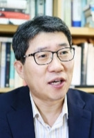 채진원 경희대 공공거버넌스연구소 교수