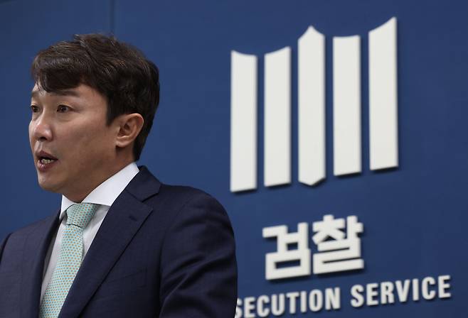 각종 비위 의혹에 휩싸여 감찰과 수사를 받고 있는 이정섭 차장검사 ⓒ연합뉴스