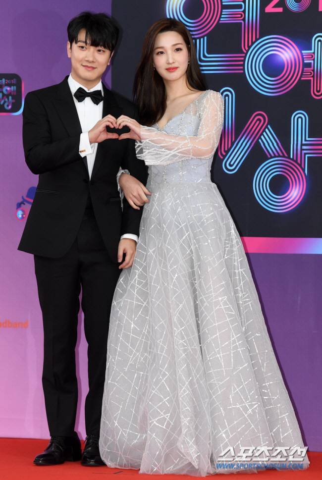 최민환(왼쪽), 율희. 스포츠조선DB