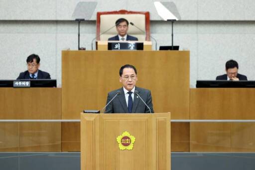 안광률 경기도의회 교육행정위원회 부위원장이 4일 도의회에서 열린 제372회 정례회 제4차 본회의를 통해 5분 발언을 진행하고 있다. 경기도의회 제공