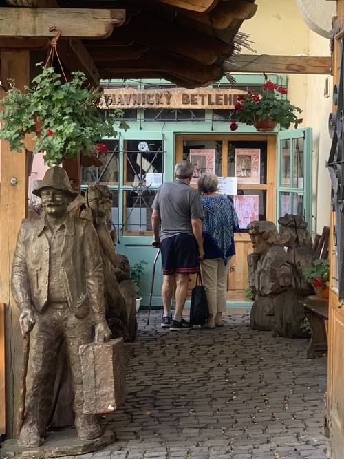 슬로바키아 반스카 슈티아브니차 거리 풍경