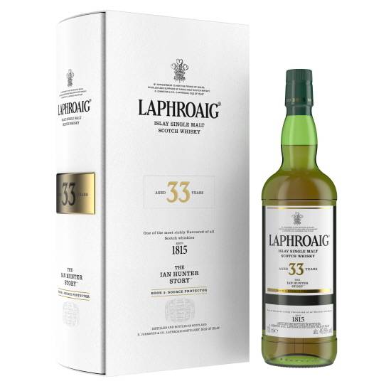 빔산토리코리아가 지난해 출시한 한정판 싱글몰트 위스키 ‘라프로익 33년’. 매경 DB