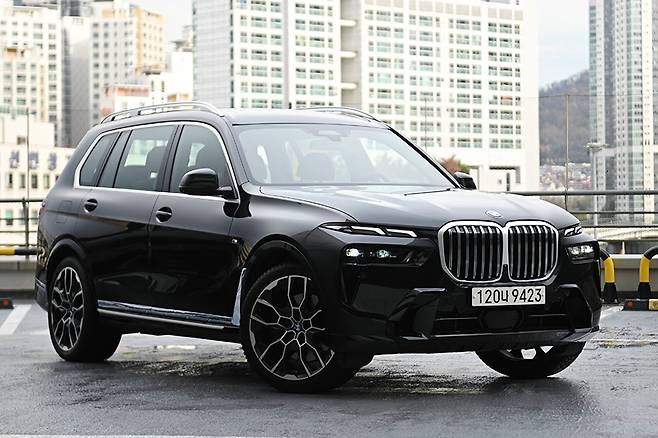 BMW X7 xDrive40i. 김학수 기자