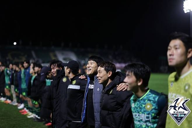 고정운 감독은 이제 1부 리그 승격에 도전한다. ⓒ 프로축구연맹