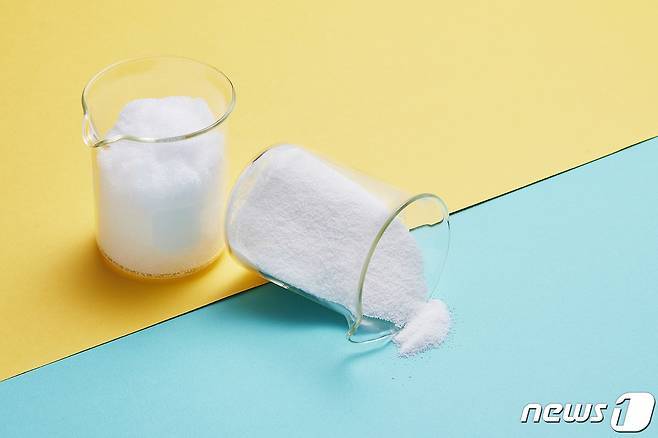 LG화학이 3HP로 만든 고흡습성수지(SAP).(LG화학 제공)