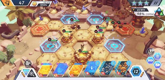 화면에 보이는 성채들을 지켜야 한다