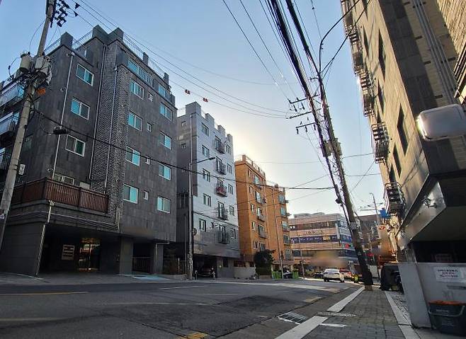 A neighborhood of multifamily housing in Gangseo-gu, Seoul. Not related to the article. Yoonji Shim Reporter