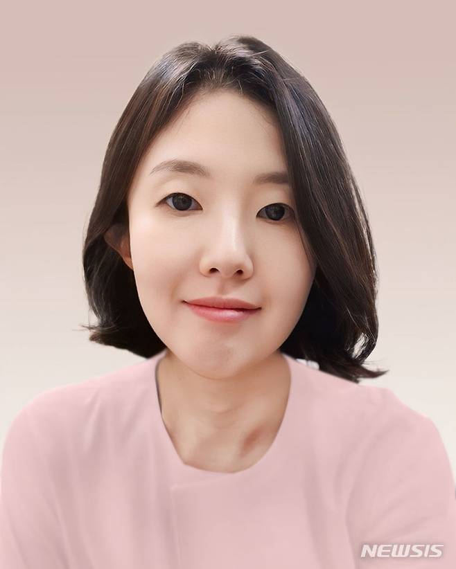 [서울=뉴시스]故 이은애 교수 영정사진. (사진= 서울성모병원 제공) 2023.12.07. photo@newsis.com.