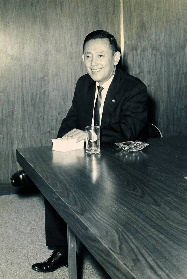 초대 한국과학기술연구소 소장 최형섭.