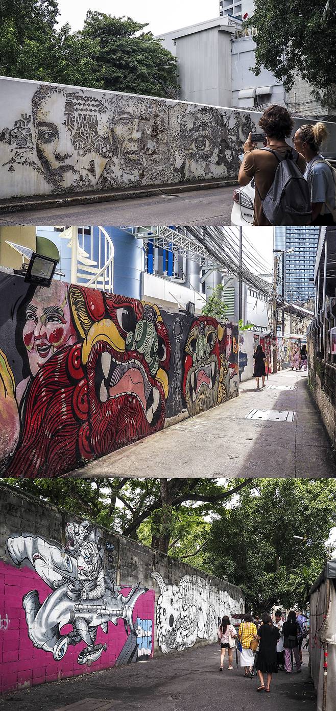 방콕 크리에이티브 디스트릭트는 그라피티를 찾아 골목을 걷는 외국인 관광객과 젊은 현지인들로 북적댄다./김성윤 기자