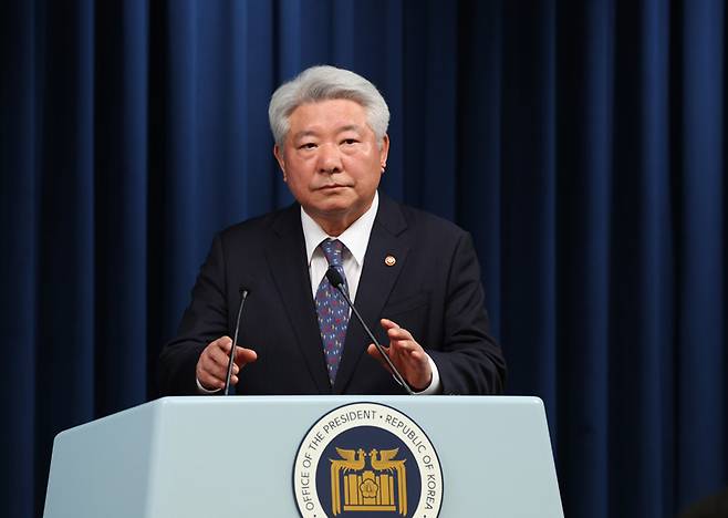 ▲ 김홍일 방송통신위원장 후보자가 12월6일 서울 용산 대통령실 청사에서 소감 발표를 준비하고 있다. ⓒ 연합뉴스