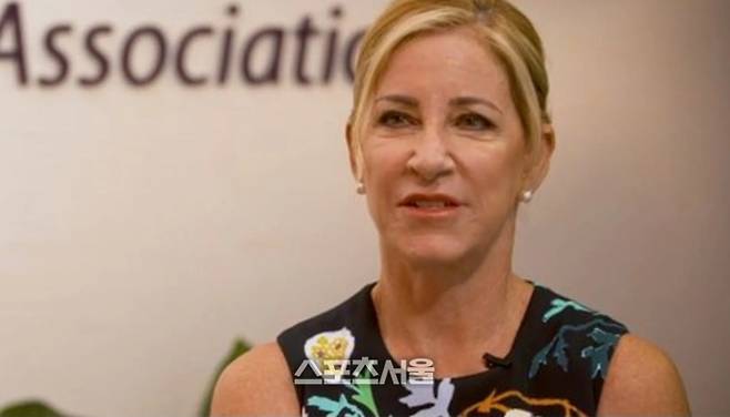 그랜드슬램 여자단식 18회 우승에 빛나는 미국의 테니스 전설인 크리스 에버트(68). 출처|WTA 투어
