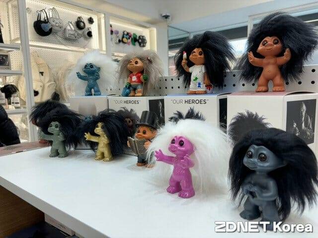 PX 라인프렌스 성수 스퀘어에서 판매중인 트롤 캐릭터 상품