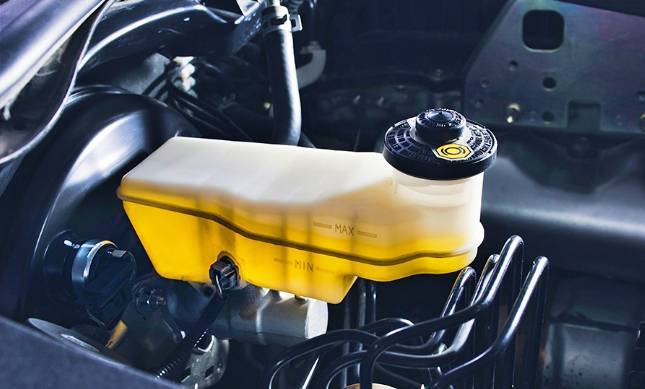 적정량의 부동액 / 출처=불스원