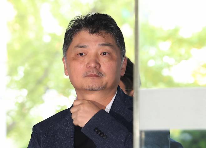 카카오 창업자인 김범수 경영쇄신위원장은 11일 임직원들과 만나 새로운 카카오로 재탄생해야 한다는 의지를 밝혔다.&nbsp; ⓒ 연합뉴스