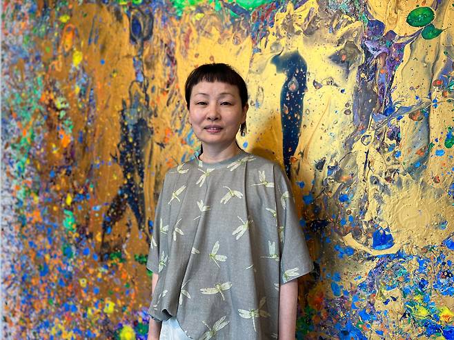 1997년부터 '훙펑황' 의상실을 운영한 중국식 의상 디자이너 꾸린./베이징=이벌찬 특파원