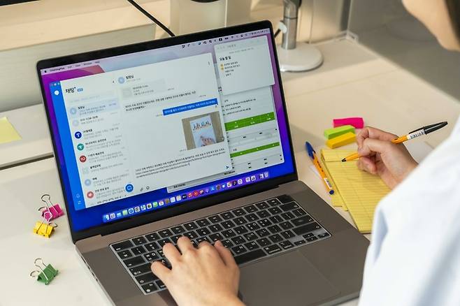 SK텔레콤 ‘채팅플러스(채팅+)’ PC버전 사용 이미지 [사진 = SK텔레콤]