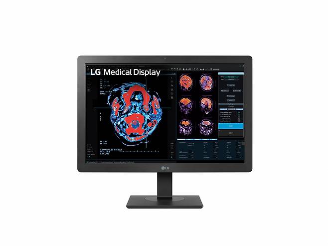 LG전자가 임상용과 진단용으로 모두 활용할 수 있는 의료용 모니터를 출시했다. 화면 밝기를 높여 임상용과 진단용으로 모두 활용 가능한 것이 특징이다. [LG전자 제공]