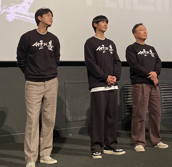 ▲ 서울의 봄 무대인사. 출처| 플러스엠 엔터테인먼트 SNS