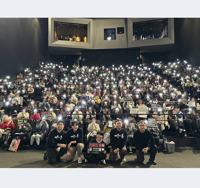 ▲ 서울의 봄 무대인사. 출처| 플러스엠 엔터테인먼트 SNS